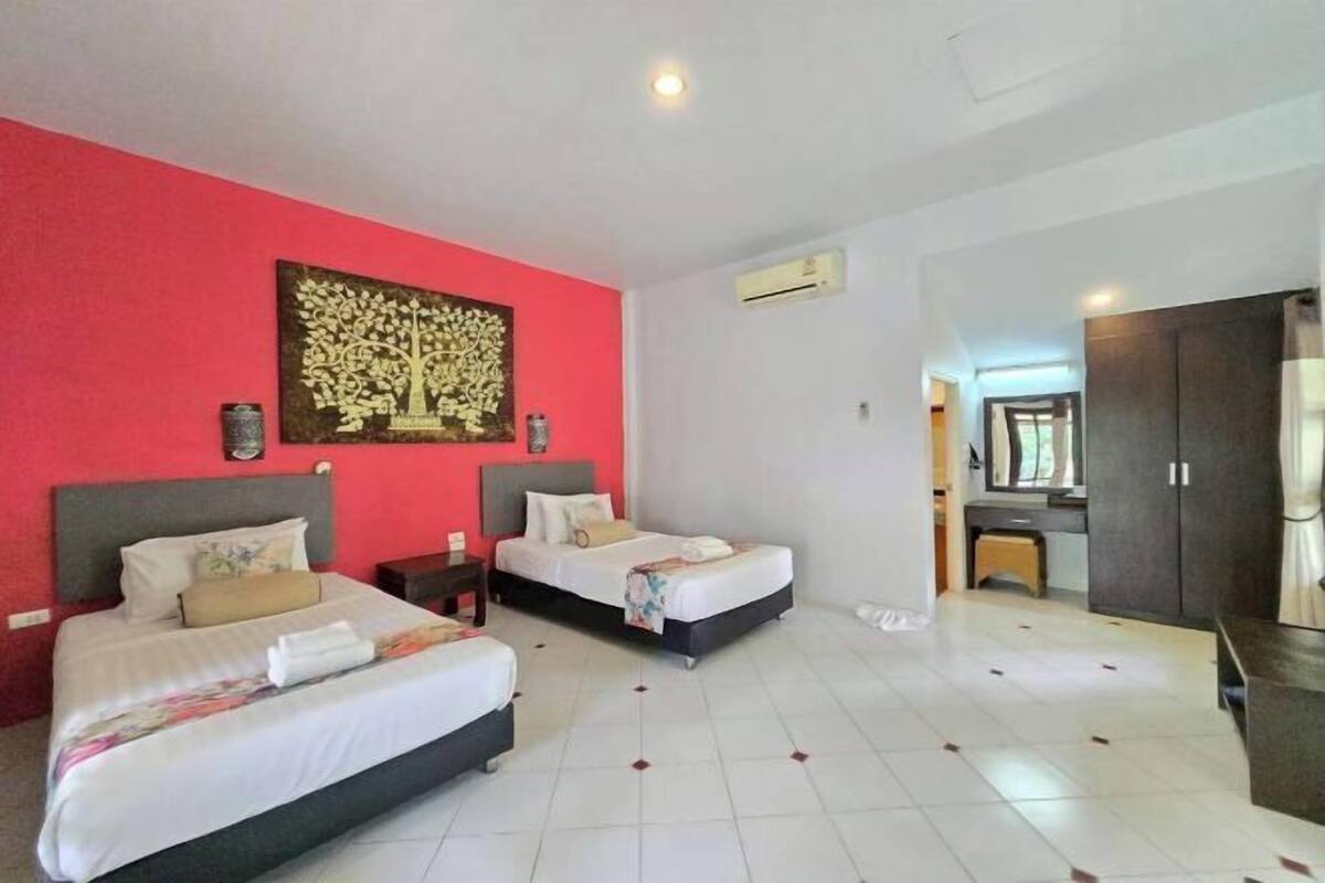 Minibar, extrasängar, gratis wi-fi och sängkläder