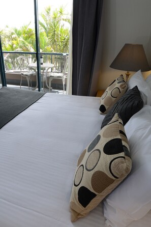 华丽客房, 1 张特大床, 按摩浴缸 | 客房景观