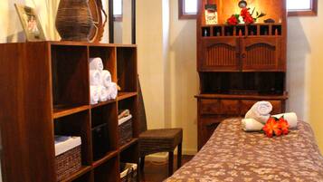 Massage/treatment rooms