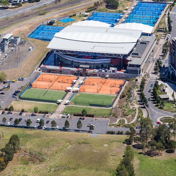 สระว่ายน้ำ