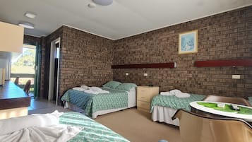 Standard Triple Room, Non Smoking | 1 bedroom, laptop workspace, blackout drapes, iron/ironing board