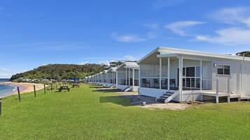3 Bedroom Beachfront Cabin | Front of property