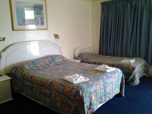 Family Room, Non Smoking (Family Ensuite B) - Hotel Boston (Port Lincoln)