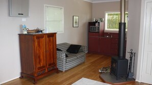 Interior - At Sunrise Cottages (Montville)