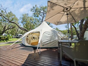 Luxury Tent | Terrace/patio - Mandalay Holiday Resort and Tourist Park (Broadwater)
