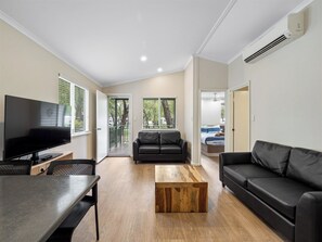 Superior Chalet | Living area