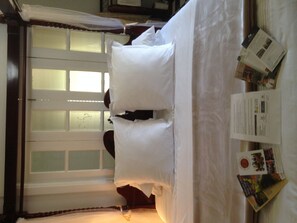 Standard Room (Eliza's Ensuite Spa) | Iron/ironing board, rollaway beds