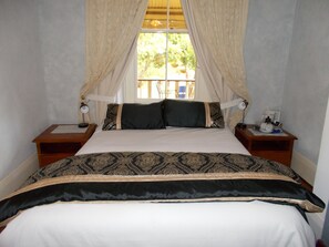 标准房 (Georgina Room) | 熨斗/熨衣板、折叠床/加床（额外收费）