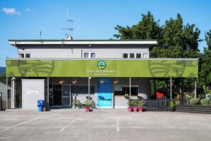 Reception - Opal Hot Springs & Holiday Park (Okauia)