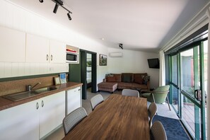 Family Motel - Opal Hot Springs & Holiday Park (Okauia)