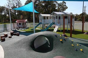 Courtyard - Alexandra Hills Hotel Suites (Alexandra Hills)