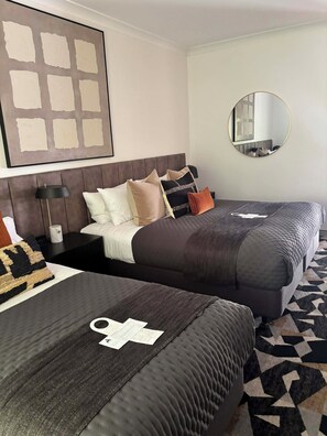 1 dormitorio y ropa de cama de alta calidad