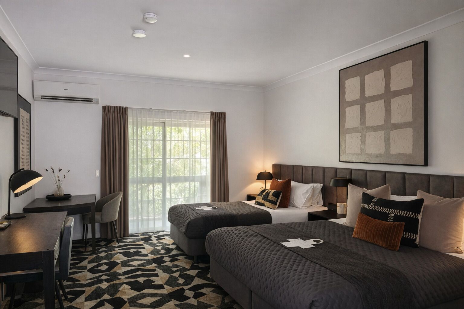 Standaard kamer, 1 kingsize bed, aan tuin | 1 slaapkamer, luxe beddengoed, pillowtop-bedden, een kluis op de kamer