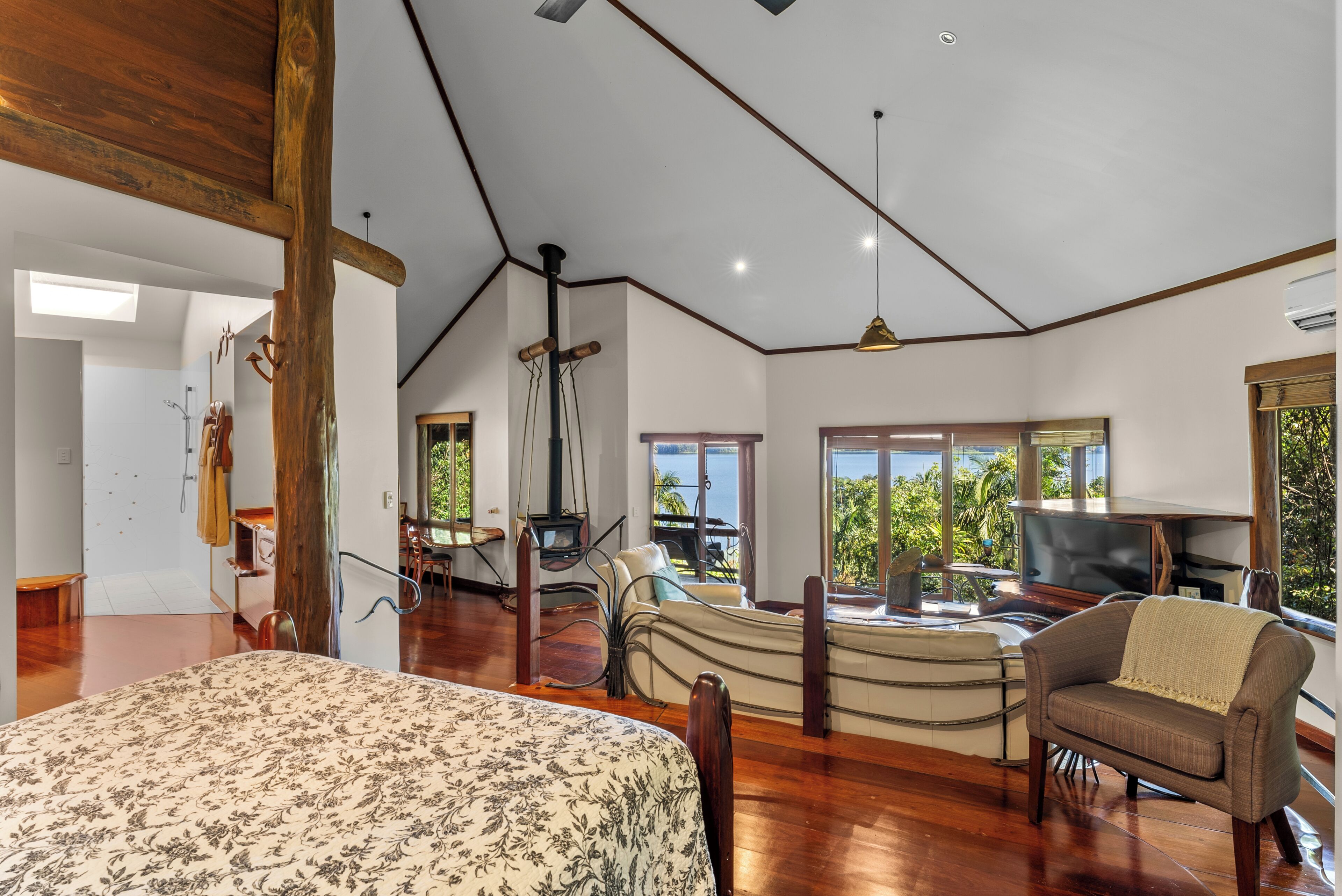 Suite Standard, 1 camera da letto (Penthouse ) | Vista lago