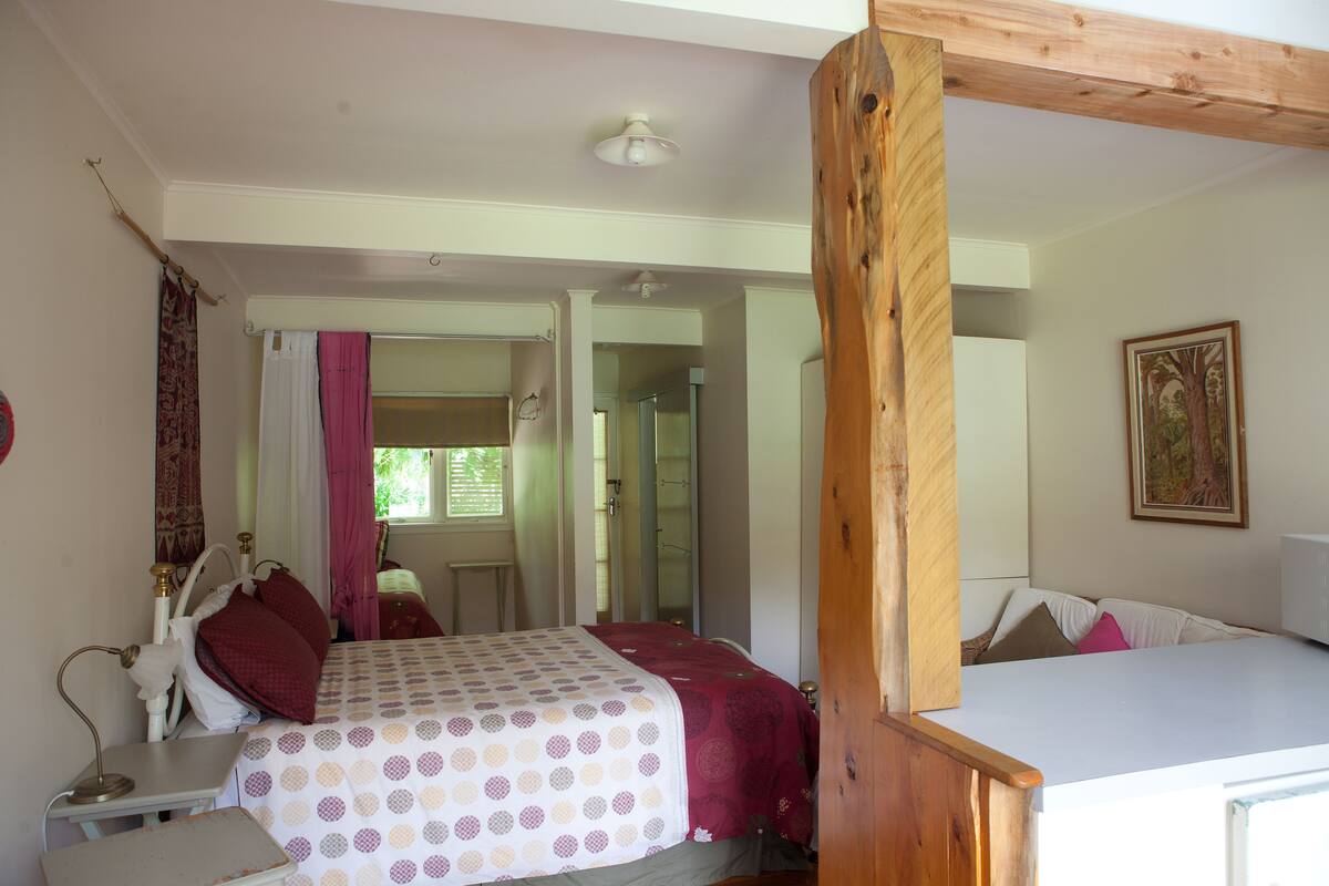 Egyptian cotton sheets, premium bedding, pillow-top beds, free WiFi