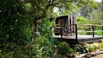 Pear Tree House, Shared Bathroom | Egyptian cotton sheets, premium bedding, pillowtop beds, free WiFi