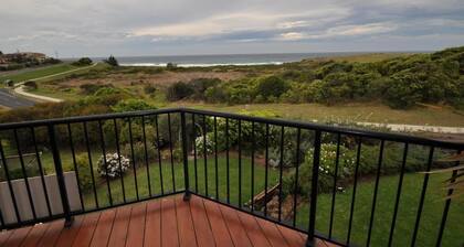 Beachfront Apartments Narooma