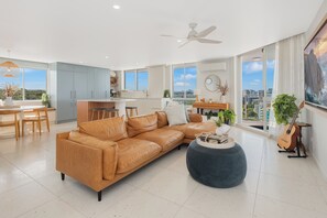 Penthouse #55 Premium Ocean View with Enclosed Roof Top | Premium bedding, individually decorated, individually furnished - Mandolin Beachfront Resort (Alexandra Headland)