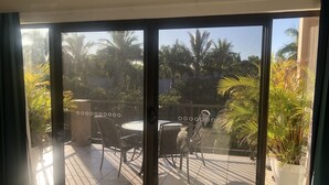 Standardlejlighed - 2 soveværelser - ikke-ryger - køkken (Ensuite) | Terrasse/gårdhave