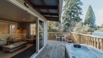 Milkyway - Mountain Breeze Lodge | Terrace/patio