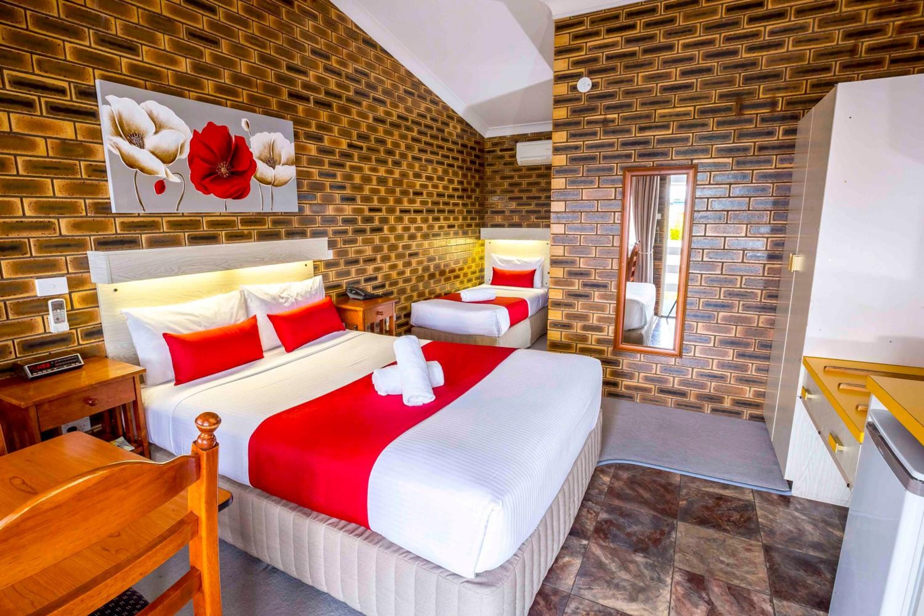 Desk, iron/ironing board, free WiFi