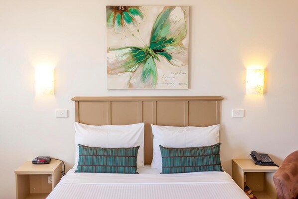 Desk, iron/ironing board, free WiFi