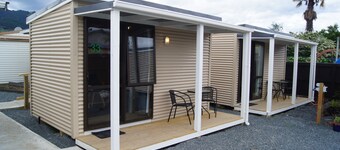 里士满汽车旅馆及假日公园