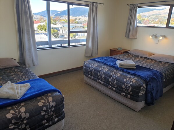 Habitación básica, 3 habitaciones | Wifi gratis y ropa de cama 