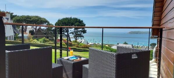 Suite estándar, baño en la habitación, vista al mar (Deux belles fenêtres) | Exterior