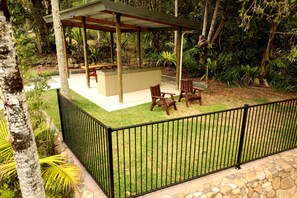 Grill-/Picknickplatz