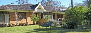 Fachada de la propiedad