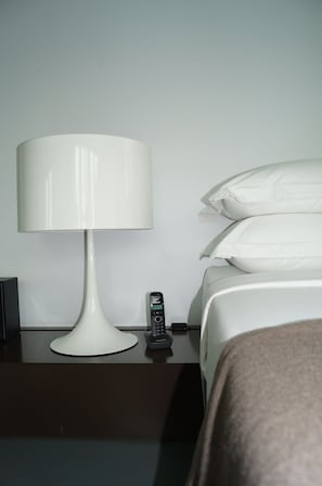 In-room safe, desk, laptop workspace, iron/ironing board - Valentine On George (Haymarket)