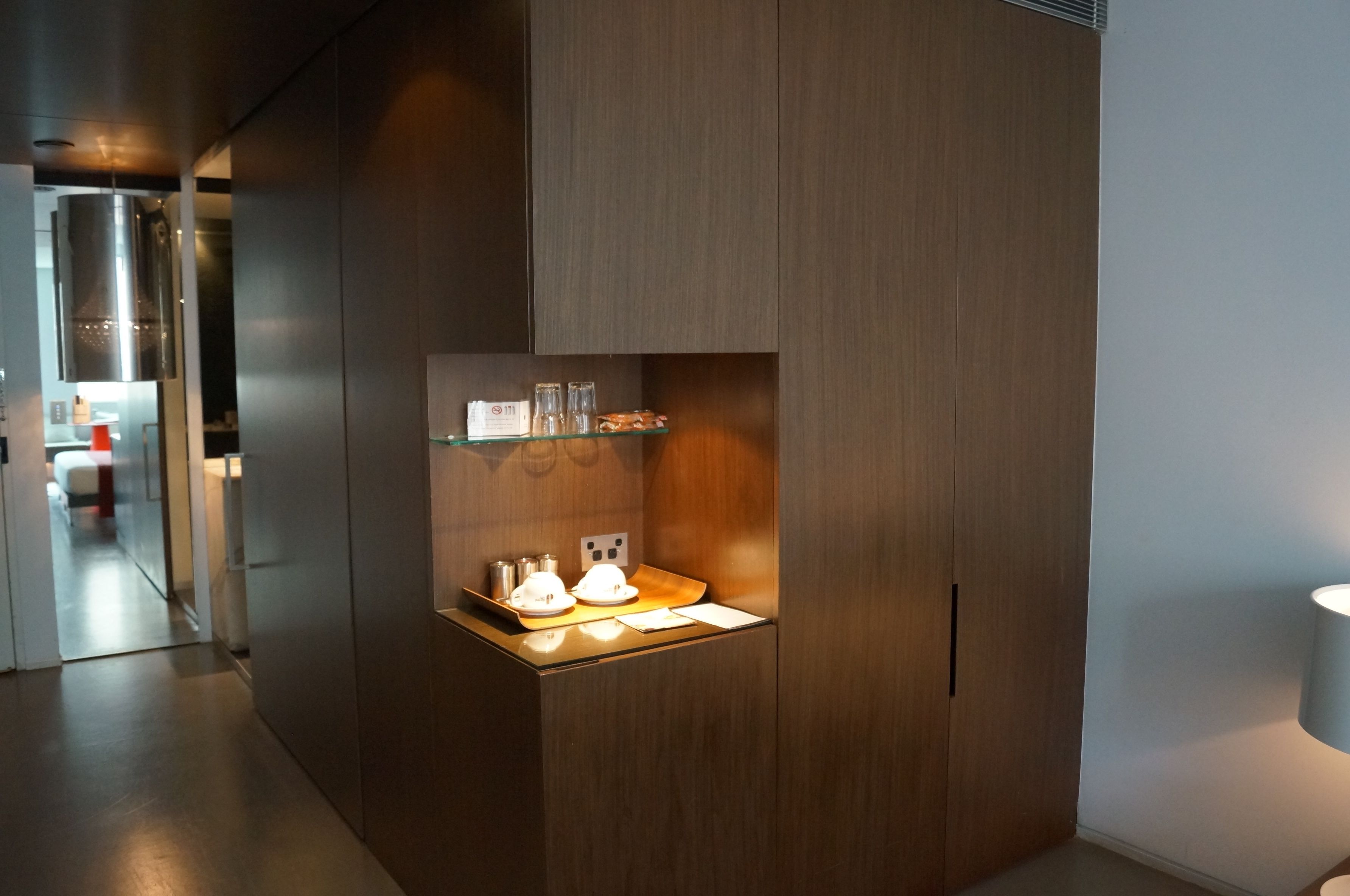 standard suite, 1 king bed | room amenity