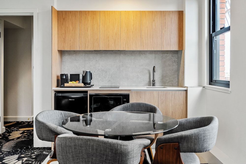 Prince of Wales Hotel by null