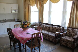 Standard Room, Non Smoking, Kitchen (Edwardian Apartment) - Parnell City Lodge (Auckland)