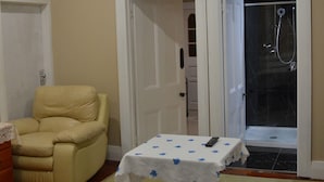 Flat-screen TV - Parnell City Lodge (Auckland)
