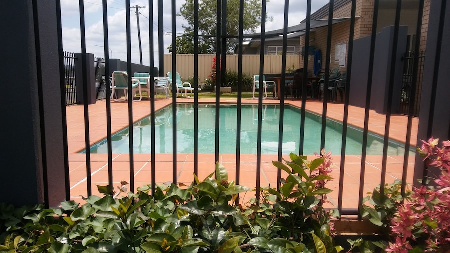 Shady Rest Motel