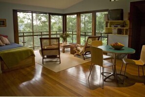 奢華套房, 1 間臥室 (Hide or Seek) | 房內用餐