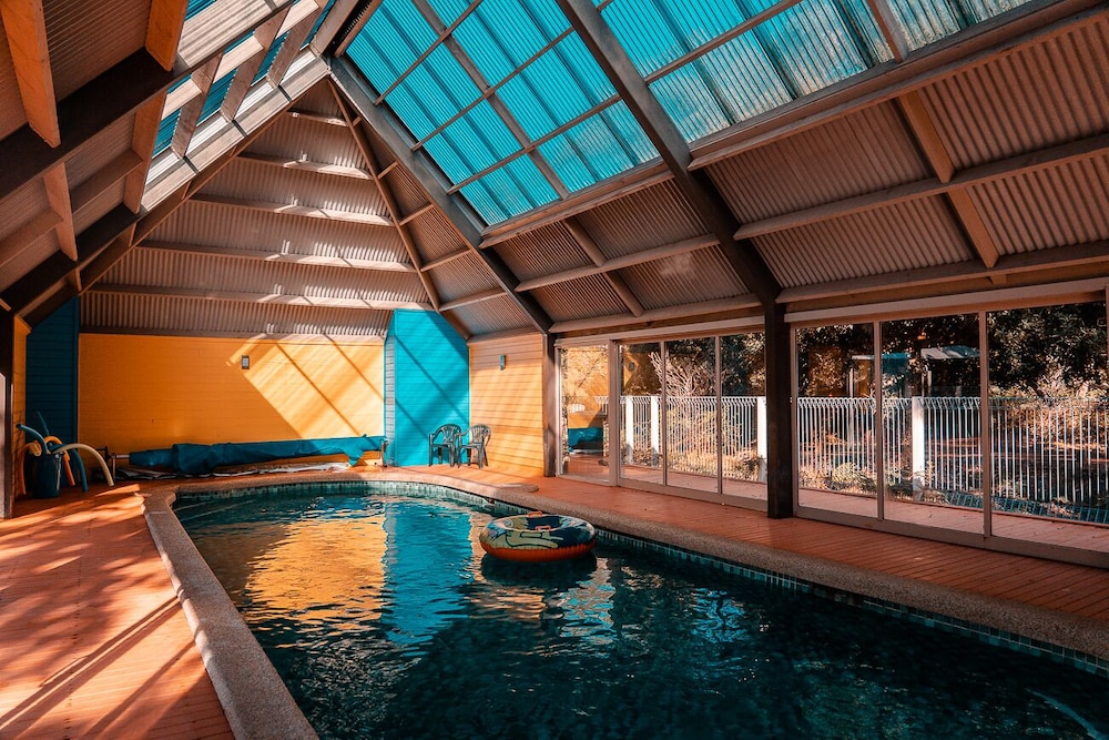 4 Star Hotels
