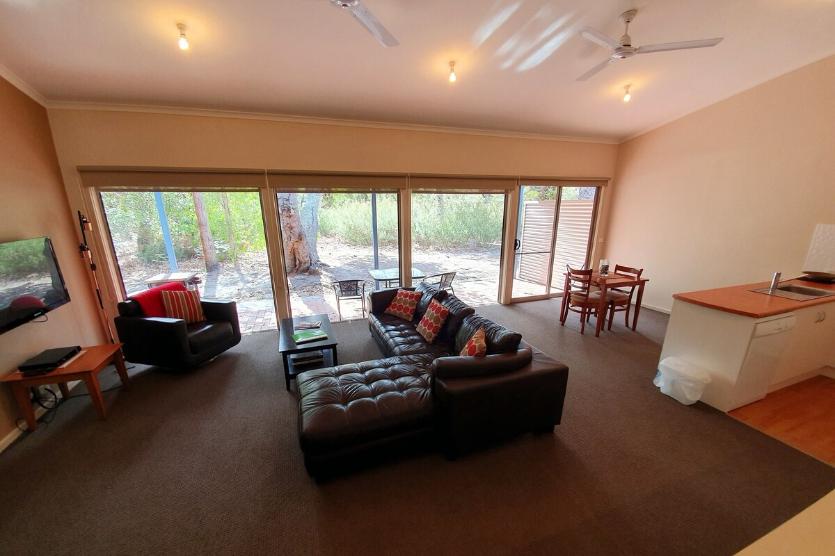 Standard Cabin, 1 Bedroom, Non Smoking, Kitchen (king /twin bed) | Living area | Plasma TV, DVD player