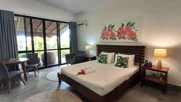 Suite | 1 slaapkamer, luxe beddengoed, een minibar, een kluis op de kamer