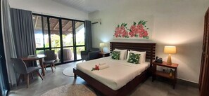 Suite | 1 soverom, sengetøy av topp kvalitet, minibar og safe på rommet