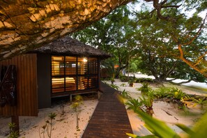 Deluxe-Bungalow, am Strand (Fare 7)