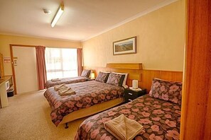 Desk, free WiFi - Darlot Motor Inn (Horsham)