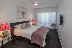 Luxury Apartment, 1 Bedroom - Corlette Retreat (Corlette)