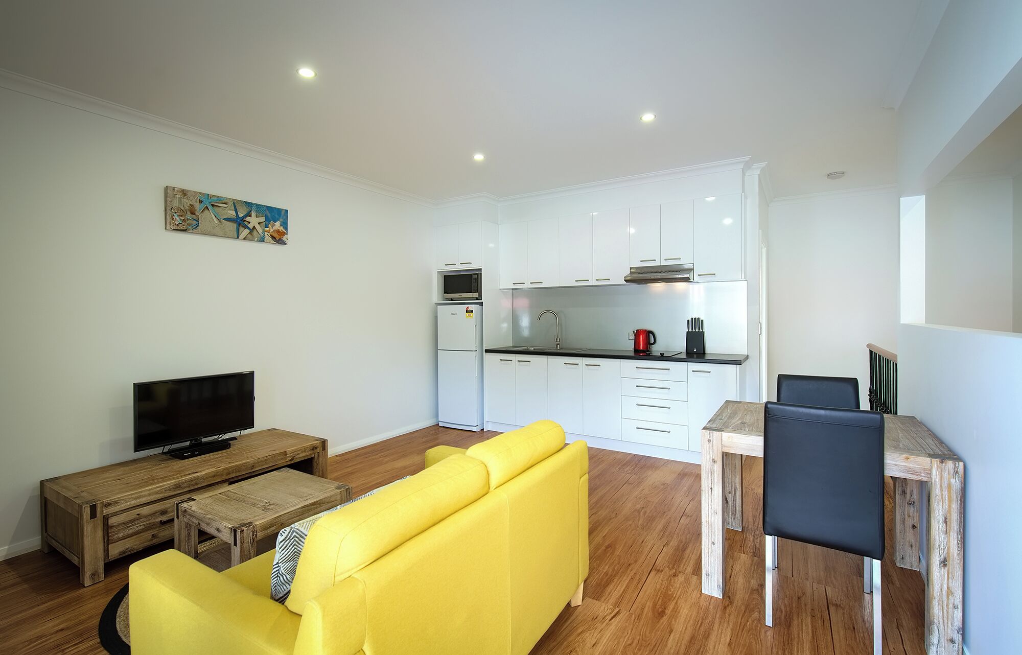 Premium Studio, 1 Bedroom | Private kitchen