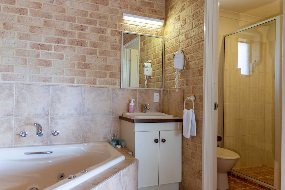 Spring Bay Villas by null