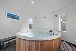 Bain à remous intérieur