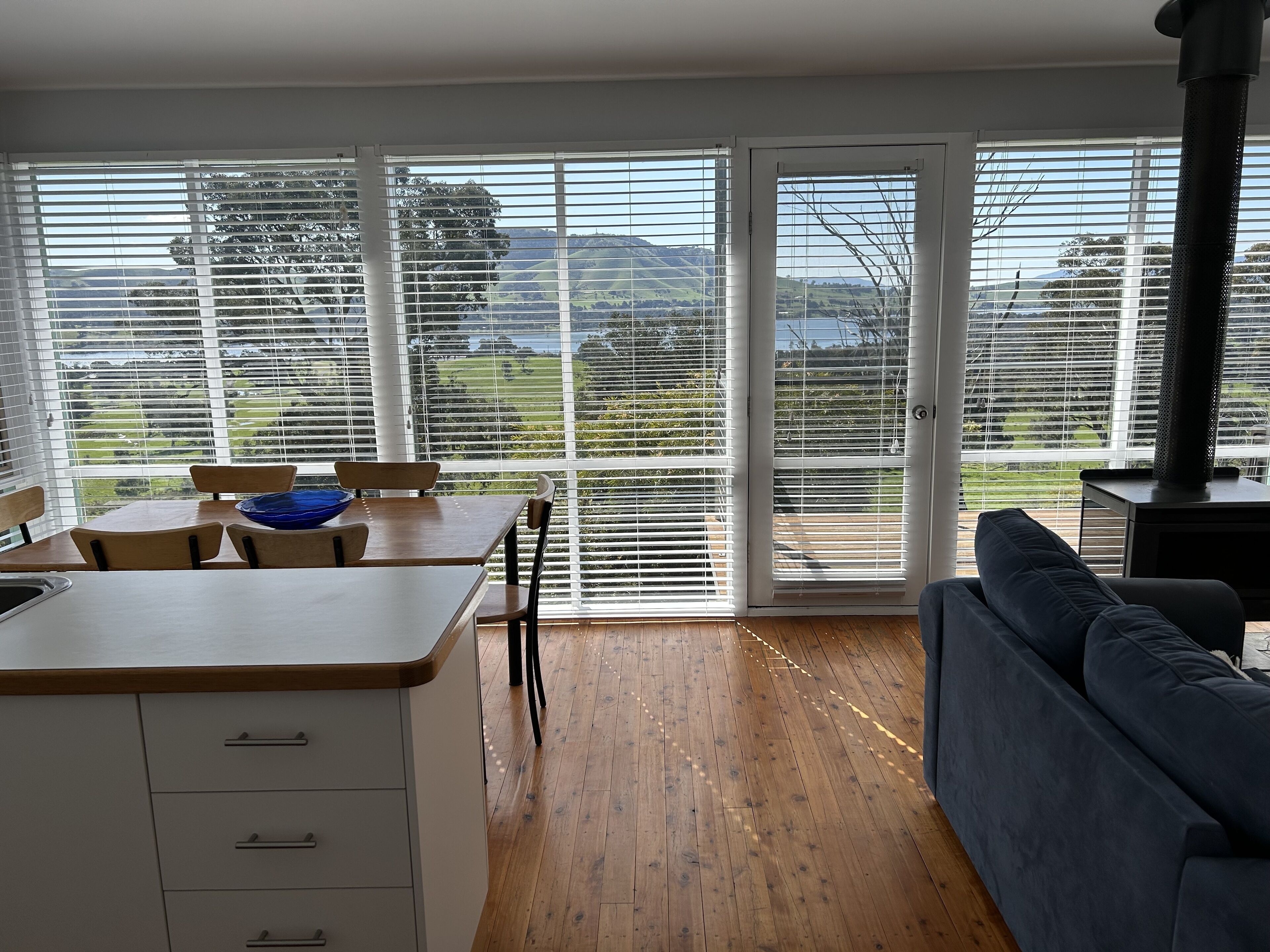 Family Cottage, 2 Bedrooms, Non Smoking, Lake View (Wattle Spa Cottage) | Lake view