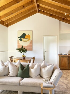 Cottage Familial, 2 chambres, cuisine, vue océan | Coin séjour